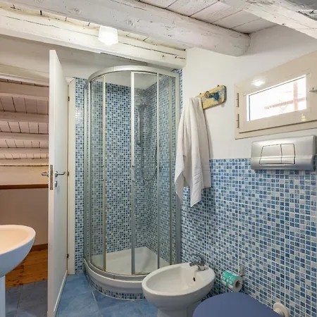 Apartment Santa Teresa With Terrace By Wonderful Italy *